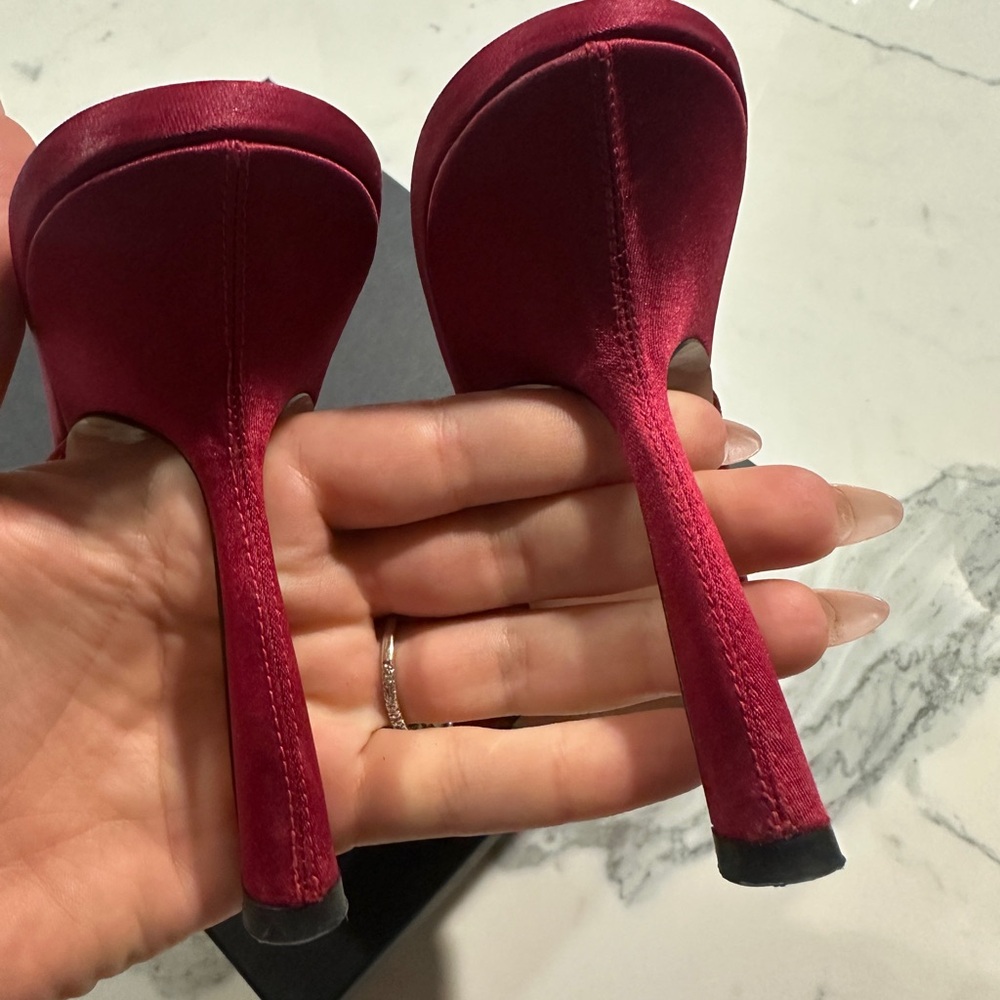 Red Heels with Classic Design - Picture 3 of 7